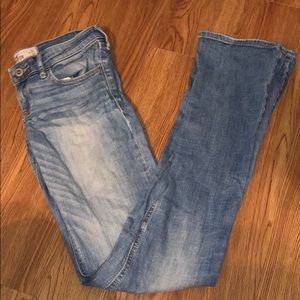 Hollister 3L light wash bootcut jeans